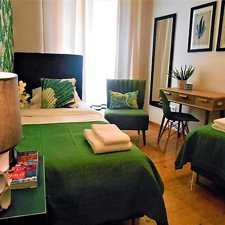 Garden Boutique Bed and Breakfast *