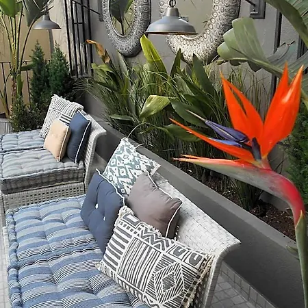 Garden Boutique *