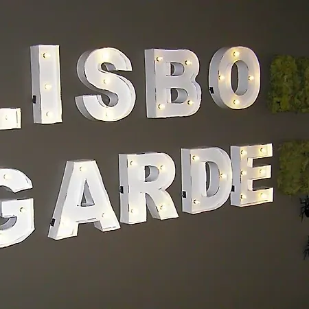Bed and Breakfast Garden Boutique *