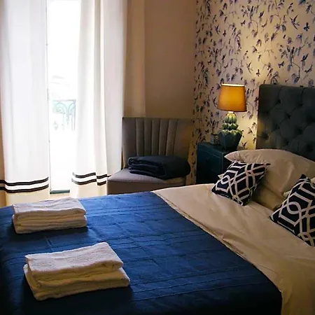 Garden Boutique Bed and Breakfast *