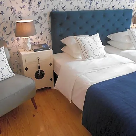 Garden Boutique Bed and Breakfast *