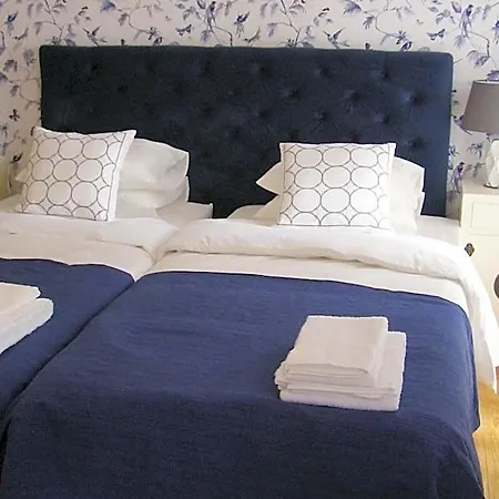 Garden Boutique Bed and Breakfast *